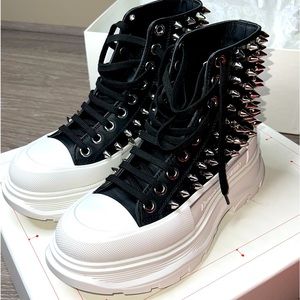 Alexander Mcqueen Stud Tread Women’s Sneaker Boots Size 38 1/2 EU 7.5 in women
